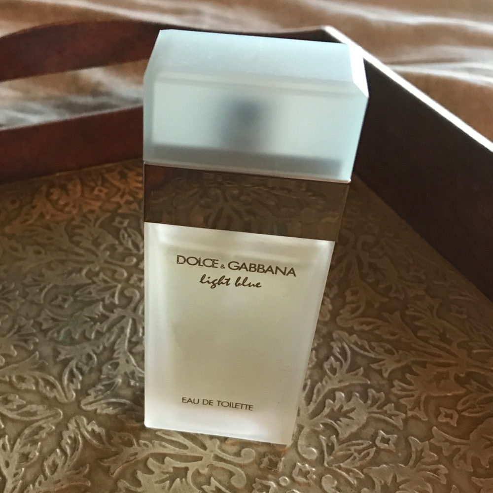 Dolce & Gabana Light Blue Perfume!
